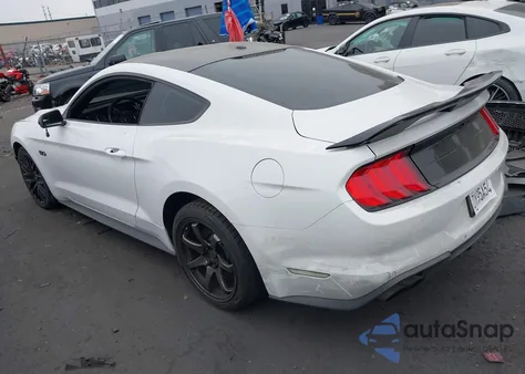 2018 Ford Mustang Gt Premium z USA, uszkodzony, nr VIN 1FA6P8CF2J5146611